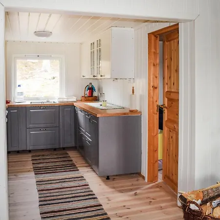 Lovely In With Kitchen
